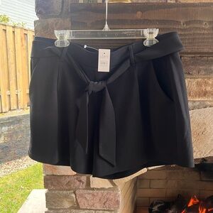 LOFT NWT Black Women's Shorts w/ Tie Front Large